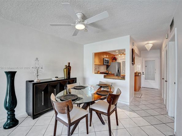 455 Paradise Isle Blvd 104, Hallandale Beach FL 33009