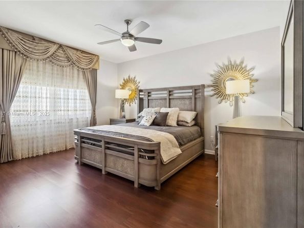 511 SE 5th Ave 1214, Fort Lauderdale FL 33301