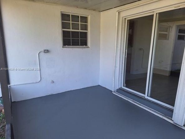 3961 Park Ln, Palm Springs FL 33406