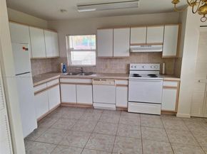 3961 Park Ln, Palm Springs FL 33406