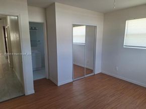 3961 Park Ln, Palm Springs FL 33406