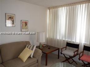 2025 NE 164th St 615, North Miami Beach FL 33162