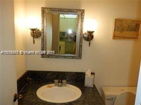 2025 NE 164th St 615, North Miami Beach FL 33162
