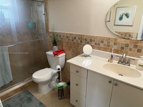 8317 SW 137th Ave 8317, Miami FL 33183