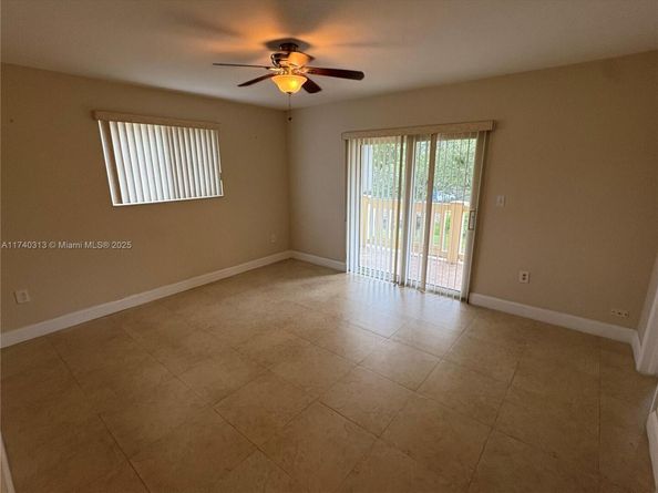8317 SW 137th Ave 8317, Miami FL 33183