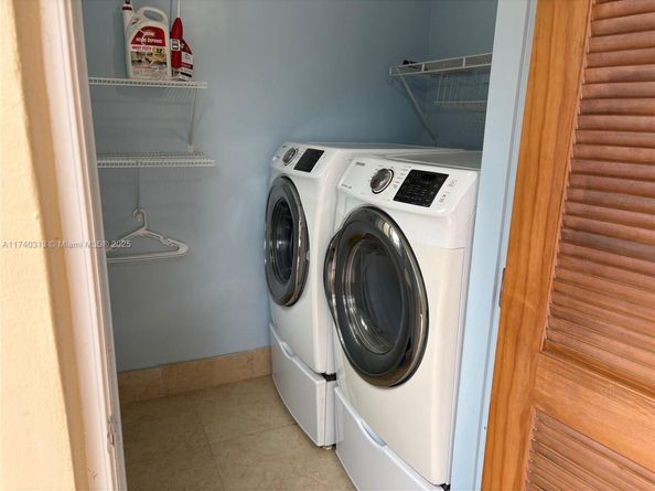 8317 SW 137th Ave 8317, Miami FL 33183