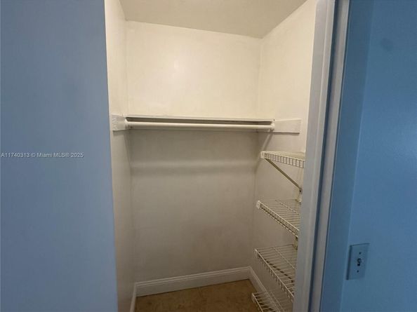 8317 SW 137th Ave 8317, Miami FL 33183