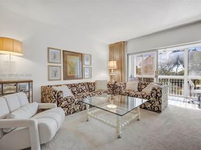 3800 Hillcrest Dr 316, Hollywood FL 33021