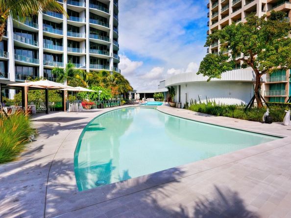 2831 S Bayshore Dr 2008, Miami FL 33133