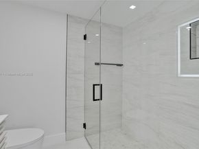 1840 NE 199th St, Miami FL 33179