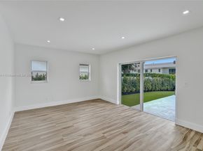 1840 NE 199th St, Miami FL 33179