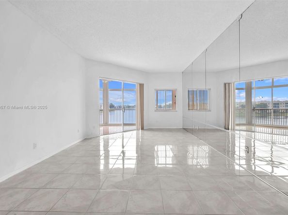 7486 Granville Dr 410, Tamarac FL 33321