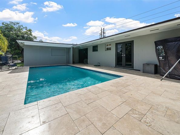 2360 NW 183rd St, Miami Gardens FL 33056