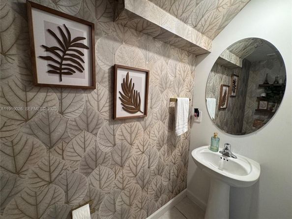 12563 NW 24th Ave, Miami FL 33167