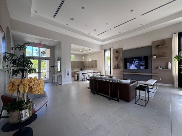 12563 NW 24th Ave, Miami FL 33167