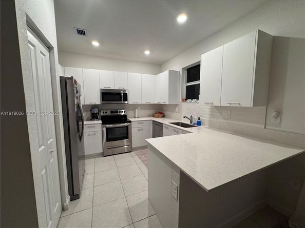 12563 NW 24th Ave, Miami FL 33167