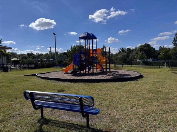 12563 NW 24th Ave, Miami FL 33167