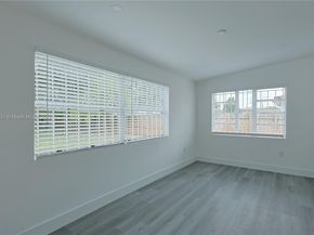 2347 NW 84th St, Miami FL 33147