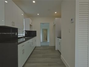 2347 NW 84th St, Miami FL 33147