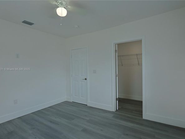 2347 NW 84th St, Miami FL 33147