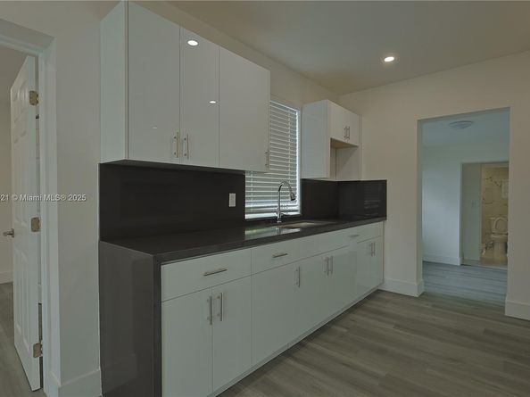 2347 NW 84th St, Miami FL 33147