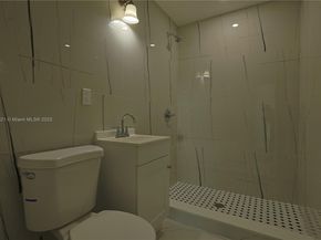 2347 NW 84th St, Miami FL 33147