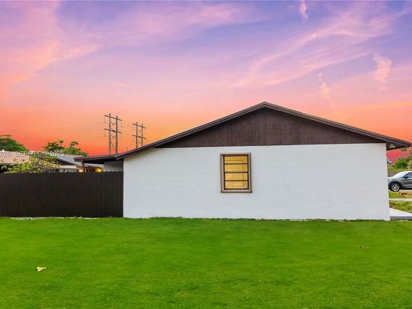 13550 SW 47th Ln, Miami FL 33175