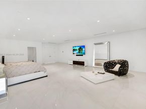 13441 Mustang Trl, Southwest Ranches FL 33330