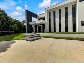 13441 Mustang Trl, Southwest Ranches FL 33330