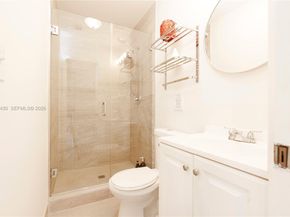 20731 NW 32nd Pl, Miami Gardens FL 33056