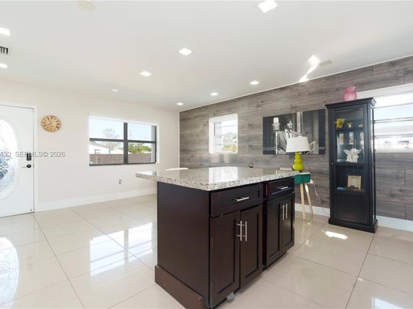 20731 NW 32nd Pl, Miami Gardens FL 33056