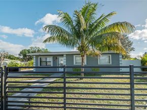 20731 NW 32nd Pl, Miami Gardens FL 33056