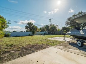 20731 NW 32nd Pl, Miami Gardens FL 33056