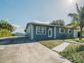 20731 NW 32nd Pl, Miami Gardens FL 33056