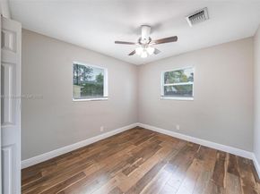 2569 NW 61st Ave, Margate FL 33063