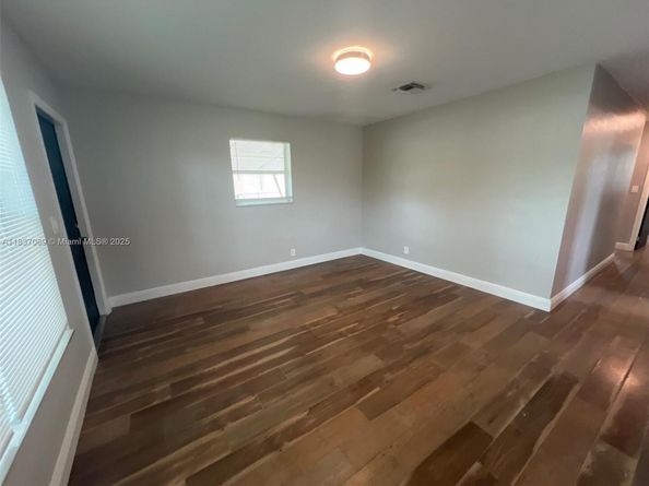 2569 NW 61st Ave, Margate FL 33063