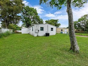 2569 NW 61st Ave, Margate FL 33063