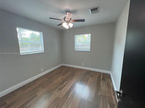 2569 NW 61st Ave, Margate FL 33063