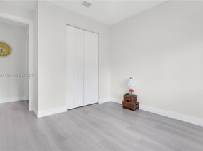 18100 SW 175th St, Miami FL 33187