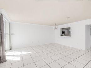 7800 Collins Ave 302, Miami Beach FL 33141