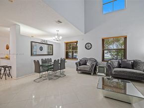381 NW 102nd Ter, Pembroke Pines FL 33026