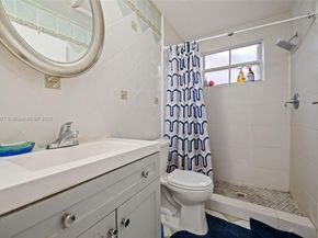 381 NW 102nd Ter, Pembroke Pines FL 33026