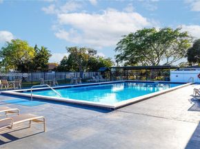 8209 NW 91st Ave, Tamarac FL 33321