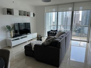 90 SW 3rd St 2103, Miami FL 33130