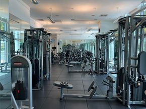 90 SW 3rd St 2103, Miami FL 33130