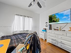 5355 SW 40th Ave, Dania Beach FL 33314