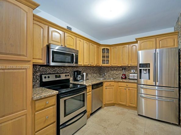 5601 Collins Ave 1516, Miami Beach FL 33140