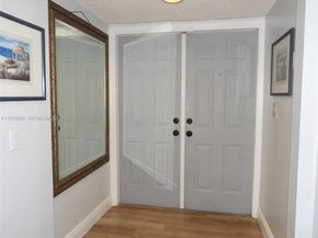 9331 NW 33rd Mnr, Sunrise FL 33351