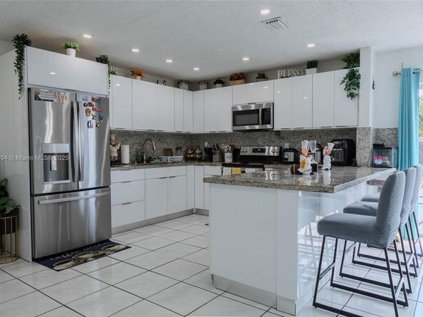 13337 NW 3rd Ln, Miami FL 33182