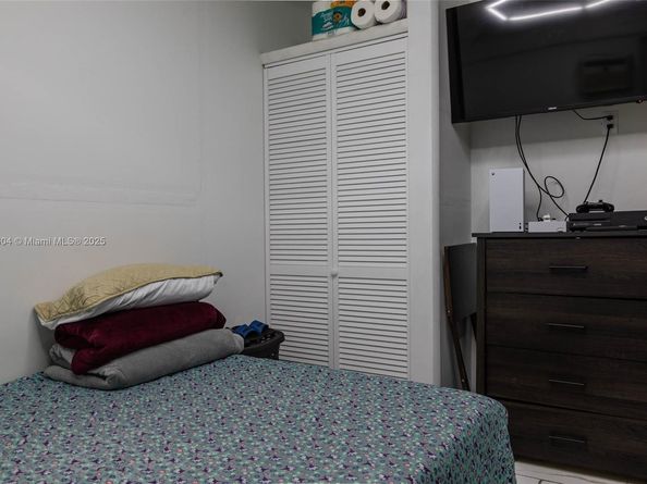 13337 NW 3rd Ln, Miami FL 33182